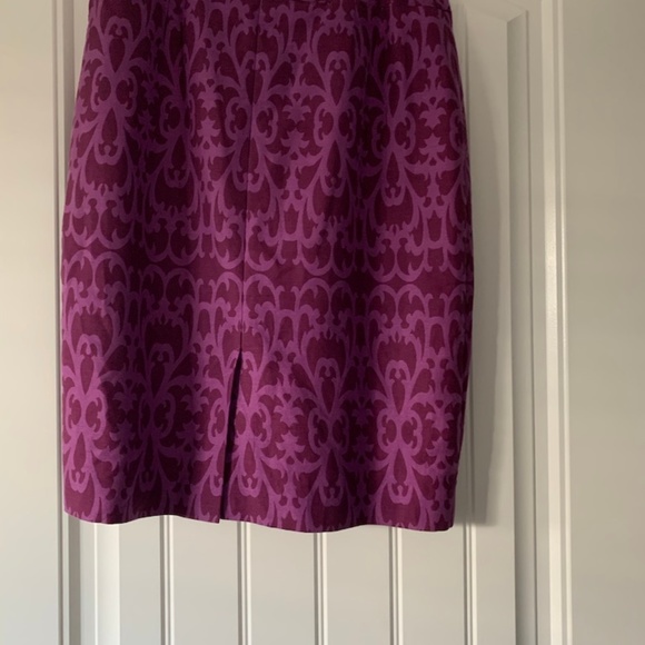 Semantiks Pencil Skirt in Purple - Picture 2 of 4